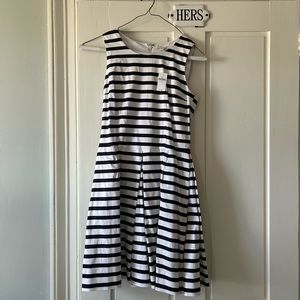 GAP pleated navy and white striped dress. Size 4 brand new with tags.